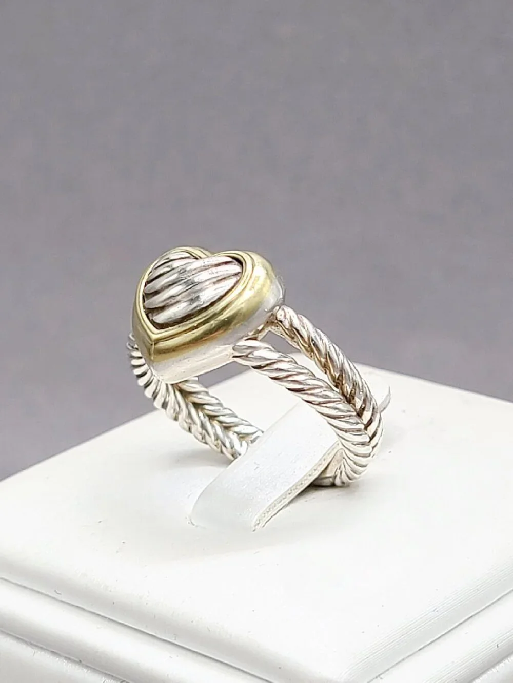 David Yurman Classic Cable Sculpted Heart Ring w/ 18K Yellow Gold - Sz 7 - RARE - Picture 10 of 12